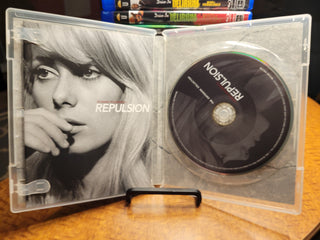 Repulsion [Blu-ray] *PRE-OWNED*