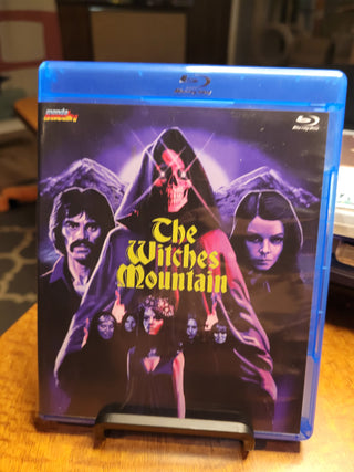 The Witches Mountain [Blu-ray] *PRE-OWNED*