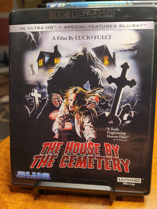 The House By The Cemetery [4K /UHD + Blu-ray w/ Slipcover] *PRE-OWNED*