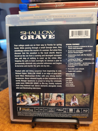 Shallow Grave [Blu-ray w/ Limited Edition Slipcover] *PRE-OWNED*