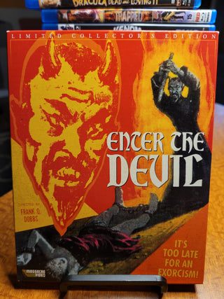 Enter the Devil - Blu-ray w/ Slipcase (Massacre Video) *PRE-OWNED*