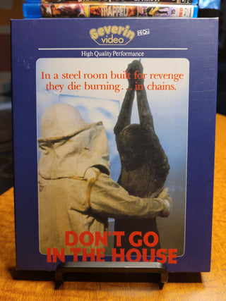 Don't Go In The House [Blu-ray w/ Slipcover] *PRE-OWNED*