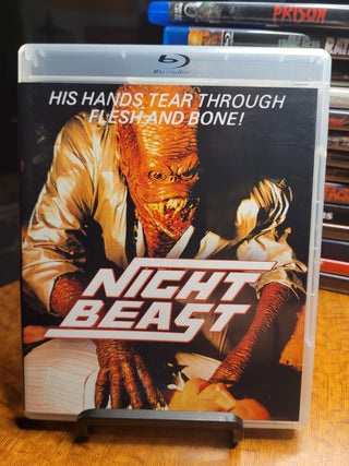 Night Beast [Blu-ray + DVD] *PRE-OWNED*