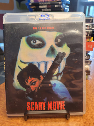 Scary Movie [Blu-ray + DVD] *PRE-OWNED*