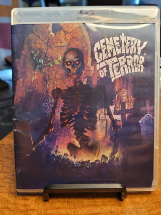 Cemetery of Terror - Blu-ray (Vinegar Syndrome) *PRE-OWNED*