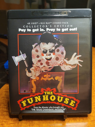 The Funhouse [4K/UHD + Blu-ray w/ Slipcover] *PRE-OWNED*