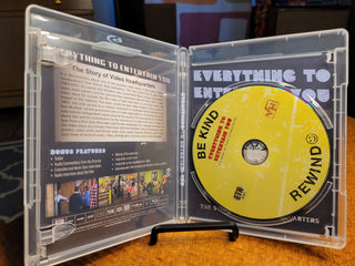 Everything to Entertain You: The Story of Video Headquarters [Blu-ray w/Limited Edition Slipcover] *PRE-OWNED*