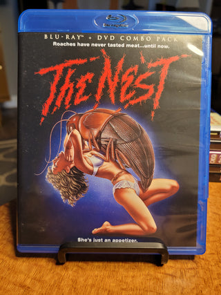 The Nest [Blu-ray + DVD] *PRE-OWNED*