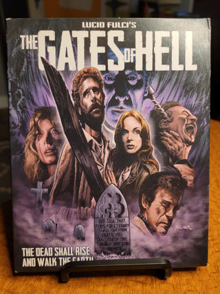 The Gates of Hell aka City of the Living Dead - Blu-ray w/ Limited Edition Slipcover (Scorpion Releasing) *PRE-OWNED*