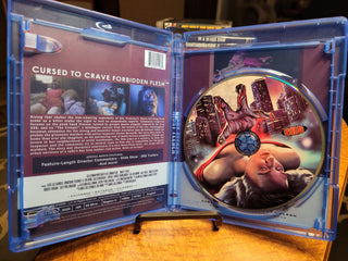 Night Feeder [Blu-ray] *PRE-OWNED*