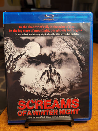 Screams of a Winter Night [Blu-ray] *PRE-OWNED*