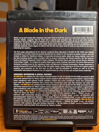 A Blade in the Dark [4K/UHD + Blu-ray] *PRE-OWNED*