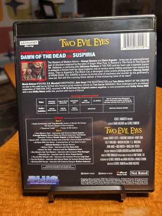 Two Evil Eyes [4K/UHD + Blu-ray w/ Slipcover] *PRE-OWNED*