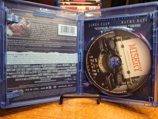 Misery [Blu-ray w/ Slipcover] *PRE-OWNED*