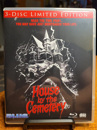 House by the Cemetery [Blu-ray + CD w/ Lenticular Slipcover] *PRE-OWNED*